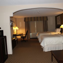 Comfort Inn & Suites - Two Qeen Suites