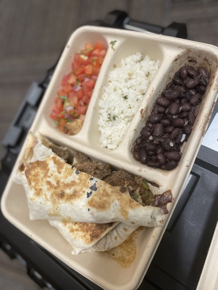 CHIPOTLE MEXICAN GRILL Updated August 2024 11 Photos & 38 Reviews