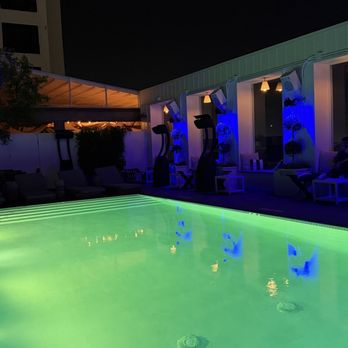 White Rabbit Sky Lounge - Empty on a Friday night - Lounges Near Me - West Hollywood, California White Rabbit Sky Lounge - Empty on a Friday night - Lounges Near Me - West Hollywood, California
