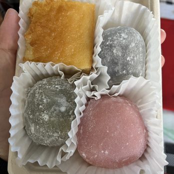 Shuei-Do Manju Shop - Bakeries Near Me - San Jose, California Shuei-Do Manju Shop - Bakeries Near Me - San Jose, California
