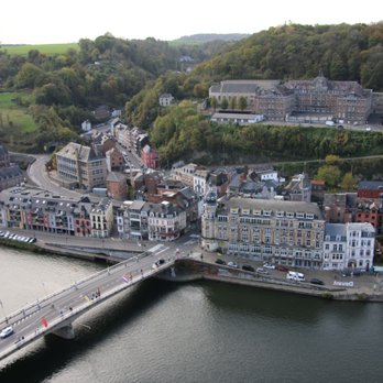 Dinant - Parks Near Me
