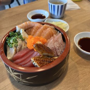 Musashi's - Chirashi - Sushi Bars Near Me - Lynnwood, Washington Musashi's - Chirashi - Sushi Bars Near Me - Lynnwood, Washington