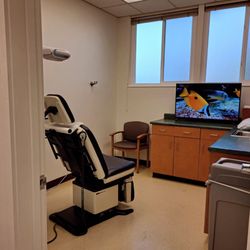Kivett William, MD