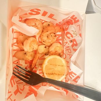 Loaded Empanadas - Shrimp Al Ajillo, only 6 small shrimp with 6 heart onion for $16?  Ridiculous I can pay that for a whole bag of Shrimp.  Never again. - Tapas/Small Plates Near Me - Las Vegas, Nevada