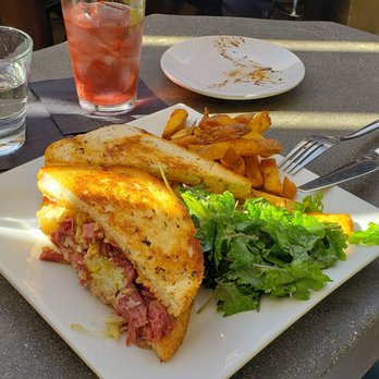 Public House Temecula - Reuben sandwich (very shareable) - New American Near Me - Temecula, California