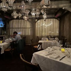 Selanne Steak Tavern - Outside dining