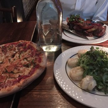 Bea - Shrimp tagliatelle, steak, margarita pizza - Cocktail Bars Near Me - New York, New York