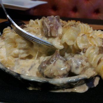 Pub 365 - Dat braised beef Mac and cheese was flavorful and creamy, a welcomed shared addition to our entreés - Beer Bar Near Me - Las Vegas, Nevada Pub 365 - Dat braised beef Mac and cheese was flavorful and creamy, a welcomed shared addition to our entreés - Beer Bar Near Me - Las Vegas, Nevada