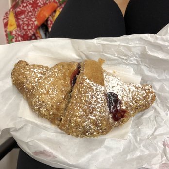 Caffè dei Fossi - Vegan croissant with mixed berry filling - Cafes Near Me - Florence, FI Caffè dei Fossi - Vegan croissant with mixed berry filling - Cafes Near Me - Florence, FI