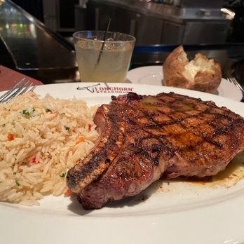 LongHorn Steakhouse - Steakhouses Near Me - Green Bay, Wisconsin