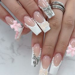 Nails BB