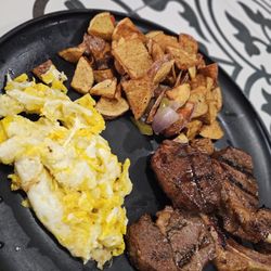 Latte Lounge + HG Eatery