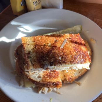 The Kettle - Rueben - Diners Near Me - Manhattan Beach, California
