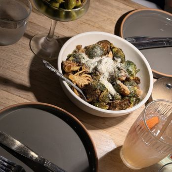 Osa Rooftop - Brussel sprouts, marinated olives, Merry Rose - Bars Near Me - Pasadena, California Osa Rooftop - Brussel sprouts, marinated olives, Merry Rose - Bars Near Me - Pasadena, California