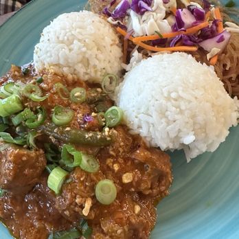 CheBogz - Kate Kate Plate - Filipino Near Me - Seattle, Washington