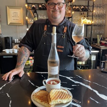 Zest Wine Bistro - Chef Nick with the evening's special. - Wine Bars Near Me - Lemon Grove, California