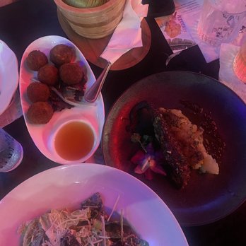 Cafe Mi Vitrola - Dance Clubs Near Me - Miami Lakes, Florida