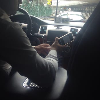Future Limo - Swipe your card for payment in the car. So easy and quick. You get your receipt emailed right then and there. - Airport Shuttles Near Me - New York, New York