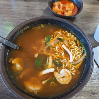 Papa Bop - Spicy seafood ramen and radish kimchi - Korean Near Me - Evanston, Illinois Papa Bop - Spicy seafood ramen and radish kimchi - Korean Near Me - Evanston, Illinois