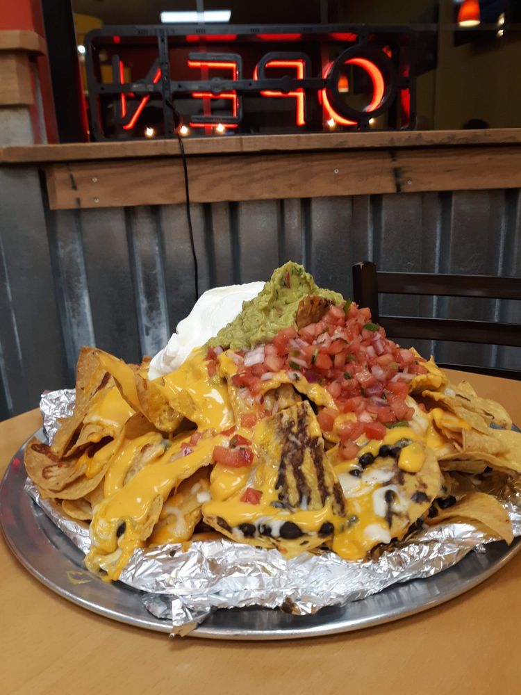 AVOCADOS Updated August 2024 49 Photos & 63 Reviews 1360 Lakeland