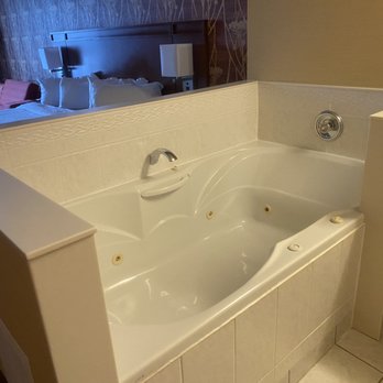Courtyard By Marriott - Hotels Near Me - Niagara Falls, Ontario