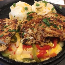 Sizzling Chicken & Cheese ($11.60), Mmmmm goodness!!