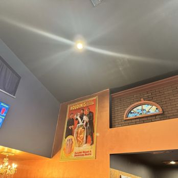 Magic & Wonder Theater - Lobby decorations - Magicians Near Me - Paradise, Pennsylvania Magic & Wonder Theater - Lobby decorations - Magicians Near Me - Paradise, Pennsylvania