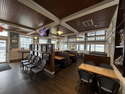 Iggy's Doughboys & Chowder House by null