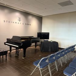Steinway Piano Gallery - Concert room
