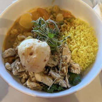 Aubergine Kitchen - Spicy chicken curry - Breakfast & Brunch Near Me - Mesa, Arizona