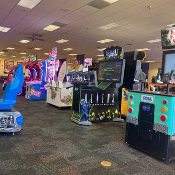 Chuck E. Cheese - Arcade is clean and all games were working! - Pizza Near Me - Placentia, California Chuck E. Cheese - Arcade is clean and all games were working! - Pizza Near Me - Placentia, California