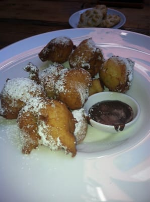 Brunetti Pizza by null