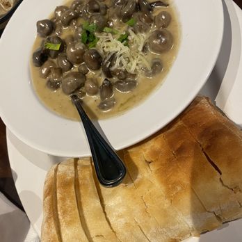Brick House Restaurant & Lounge - Sauteed Garlic Mushrooms A MUST TRY - Italian Near Me - Lodi, California
