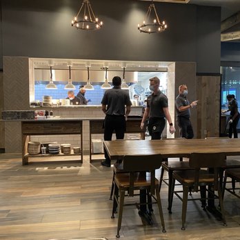 Barnwood - Inside - American Near Me - Scottsdale, Arizona