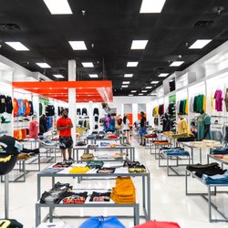 Men's Closet - Inside