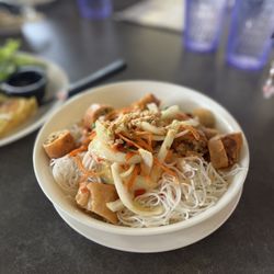 Mamasan's Noodle Caboodle - Vietnamese Spring Roll Noodle Salad