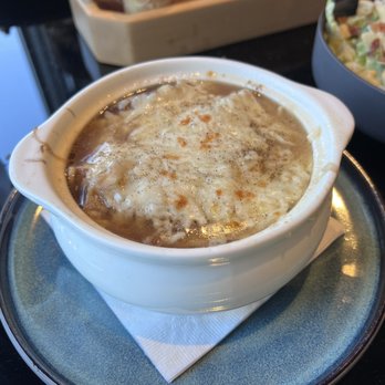 Bistro le Sam - French Onion Soup - Canadian (New) Near Me - Quebec City, Quebec