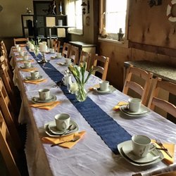 Bootshaus am Yachthafen - Kleine Hafenbar bereit zur Kaffeerunde.