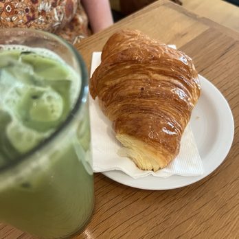 The Mill - Coffee & Tea Near Me - Sacramento, California