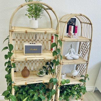 Haruki Lash Studio - Inside decor - Eyelash Service Near Me - South Pasadena, California