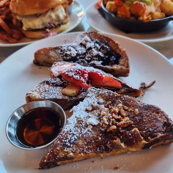 H Cafe - French Toast Sampler - Breakfast & Brunch Near Me - Los Angeles, California H Cafe - French Toast Sampler - Breakfast & Brunch Near Me - Los Angeles, California
