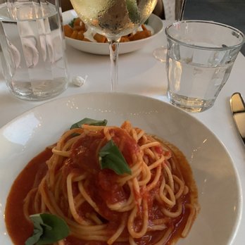 La Pecora Bianca SoHo - Mediterranean Near Me - New York, New York La Pecora Bianca SoHo - Mediterranean Near Me - New York, New York