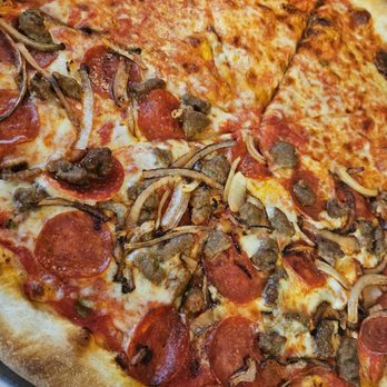 Francos - Half sausage pepperoni and onion half plain - Pizza Near Me - Marlton, New Jersey Francos - Half sausage pepperoni and onion half plain - Pizza Near Me - Marlton, New Jersey