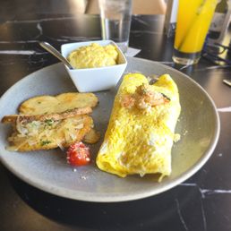 Shrimp and Crab Omelette Shrimp and Crab Omelette