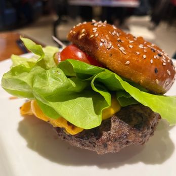 Gordon Ramsay Burger Las Vegas - Backyard Burger - Burgers Near Me - Las Vegas, Nevada Gordon Ramsay Burger Las Vegas - Backyard Burger - Burgers Near Me - Las Vegas, Nevada