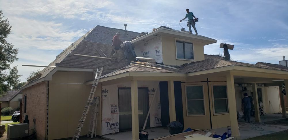 Slide of T&H General Contractor