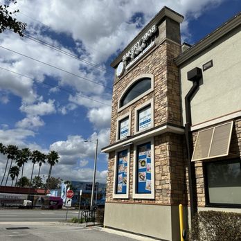 Bakery 1908 - Make sure you turn right, where you see the sign - Bakeries Near Me - Orlando, Florida