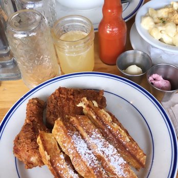 Sweet Chick - Chicken and Waffles East Coast Brunch - Breakfast & Brunch Near Me - Brooklyn, New York Sweet Chick - Chicken and Waffles East Coast Brunch - Breakfast & Brunch Near Me - Brooklyn, New York
