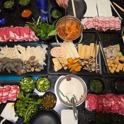 V Yan Hot Pot & BBQ