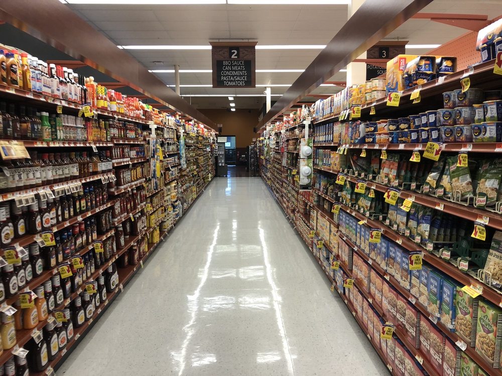 KENNIE’S MARKETPLACE Updated June 2024 21 Photos 440 N Main St